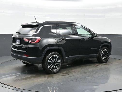 Diamond Black 2023 Jeep Compass Limited