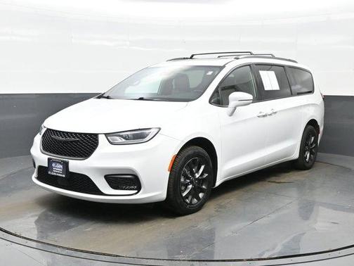 2021 Chrysler Pacifica Touring-L