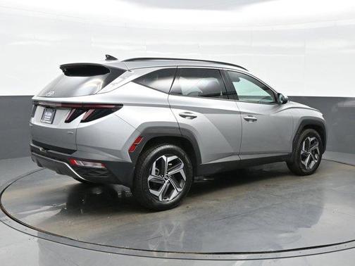 Shimmering Silver 2023 Hyundai TUCSON Limited