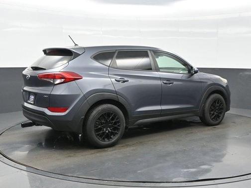 Coliseum Gray 2018 Hyundai TUCSON SE