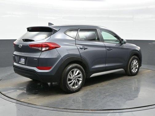 2017 Hyundai TUCSON SE Plus