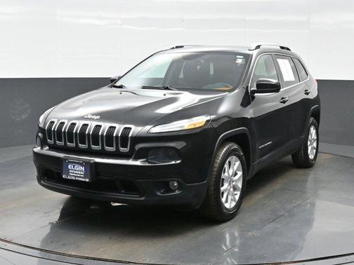 Brilliant Black Crystal Pearlcoat 2016 Jeep Cherokee Latitude