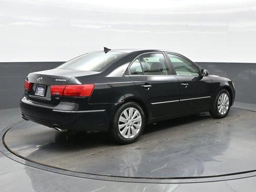 Ebony Black 2009 Hyundai SONATA Limited