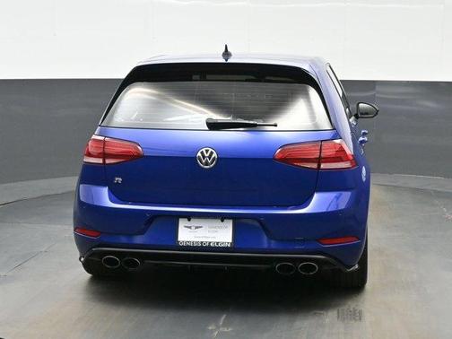 2018 Volkswagen Golf R 2.0T w/DCC & Navigation