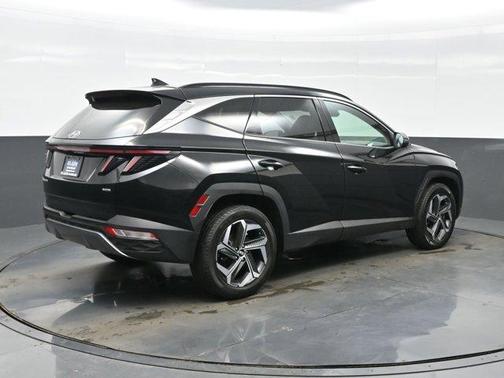 Phantom Black 2022 Hyundai TUCSON Limited