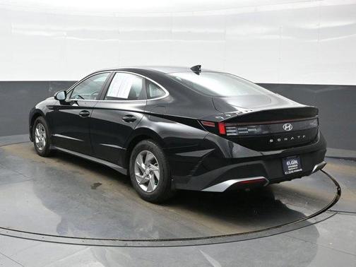 2025 Hyundai SONATA SE