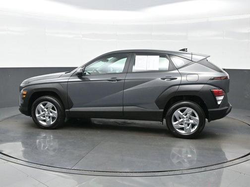 Gray Pearl 2025 Hyundai KONA SE