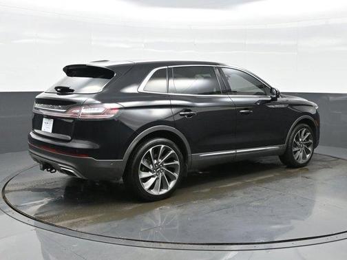 2021 Lincoln Nautilus Reserve