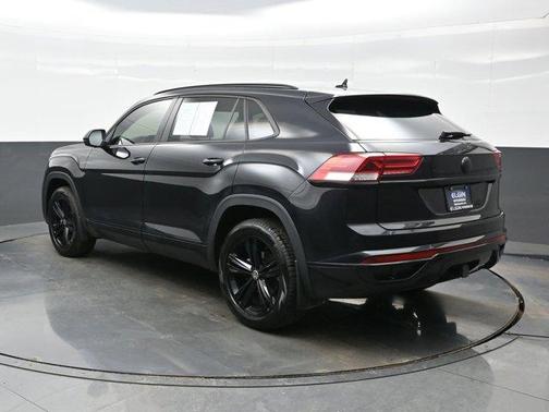 2022 Volkswagen Atlas Cross Sport 3.6 V6 SEL R-Line Black