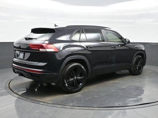 2022 Volkswagen Atlas Cross Sport 3.6 V6 SEL R-Line Black