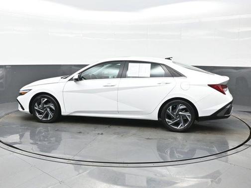 2025 Hyundai ELANTRA HEV Limited