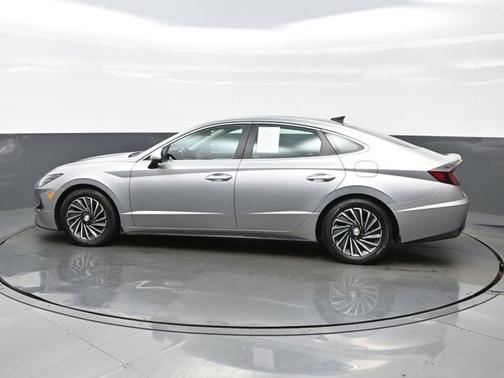 2021 Hyundai SONATA Hybrid Limited