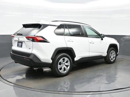 Super White 2020 Toyota RAV4 LE
