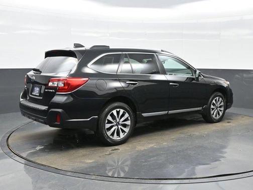 2018 Subaru Outback 2.5i Touring