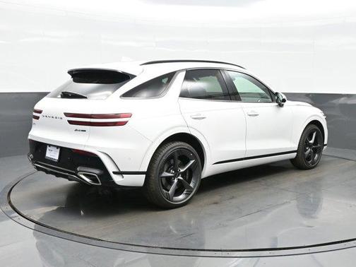 Uyuni White 2026 Genesis GV70 3.5T Sport Prestige