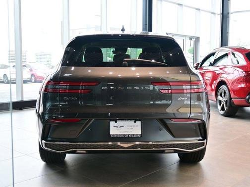 Makalu Gray 2026 Genesis GV70 2.5T