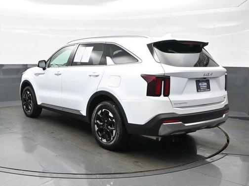 Glacial White Pearl 2024 Kia Sorento S