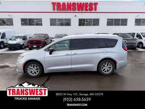 2024 Chrysler Pacifica TOURING L