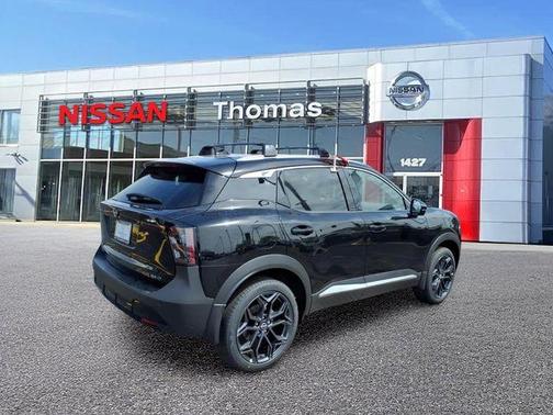 Super Black 2026 Nissan Kicks SR