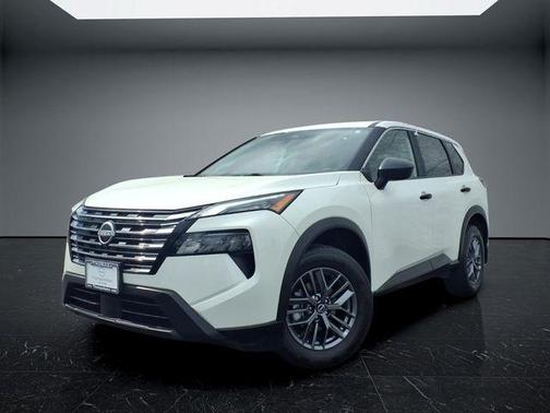 Glacier White 2024 Nissan Rogue S