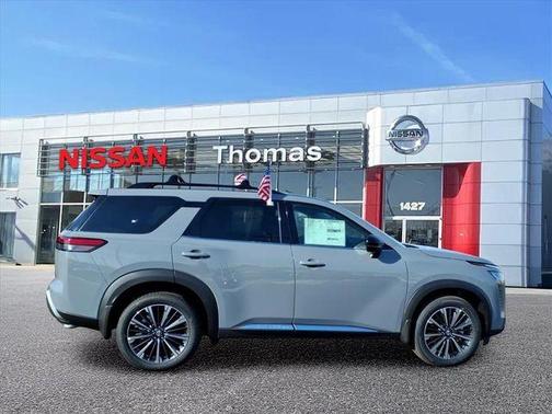 Boulder Gray Metallic 2026 Nissan Pathfinder Platinum