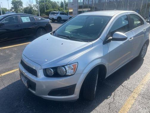 Silver Ice Metallic 2016 Chevrolet Sonic LT