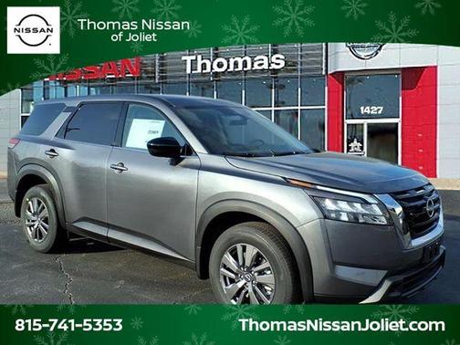 2025 Nissan Pathfinder S