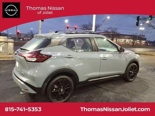 2023 Nissan Kicks SR