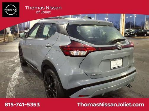 2023 Nissan Kicks SR