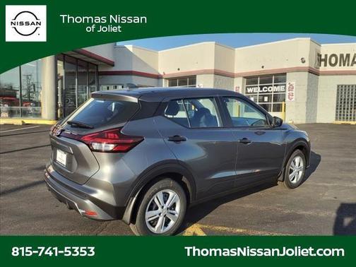 2025 Nissan Kicks S