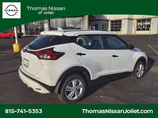 2025 Nissan Kicks S