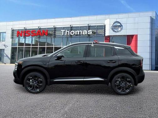 Super Black 2026 Nissan Kicks SR