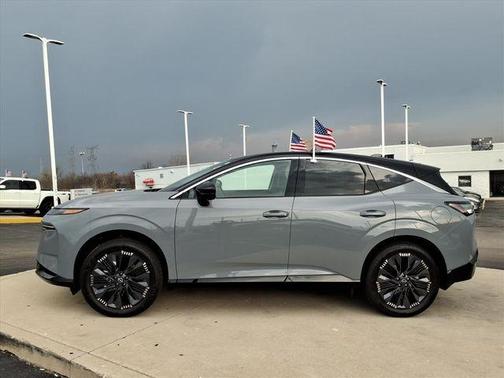 Boulder Gray 2026 Nissan Murano Platinum