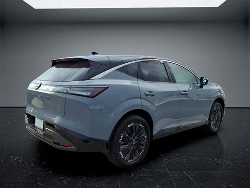 Boulder Gray 2026 Nissan Murano Platinum