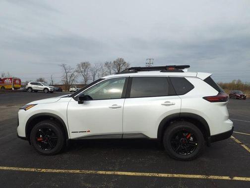 2025 Nissan Rogue Rock Creek