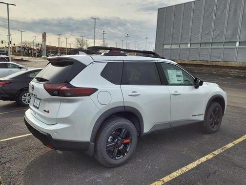 2025 Nissan Rogue Rock Creek