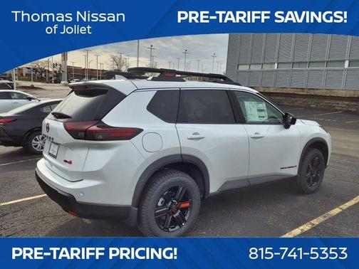 2025 Nissan Rogue Rock Creek