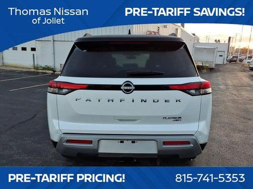 2025 Nissan Pathfinder Platinum