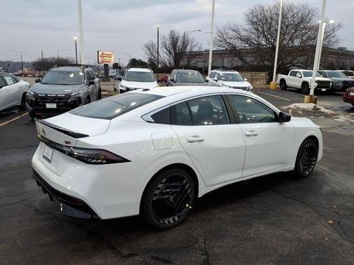 Aspen White 2026 Nissan Sentra SR