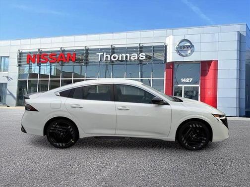 Aspen White 2026 Nissan Sentra SR