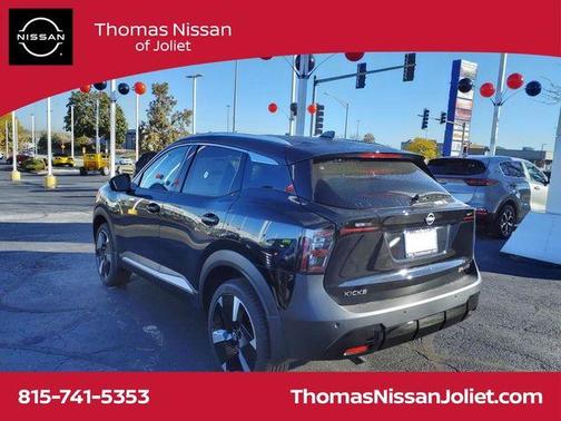 2025 Nissan Kicks SR