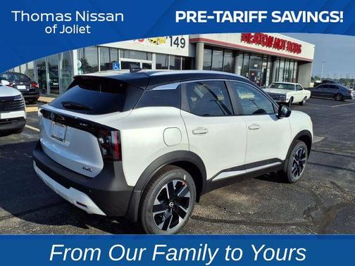 2025 Nissan Kicks SV