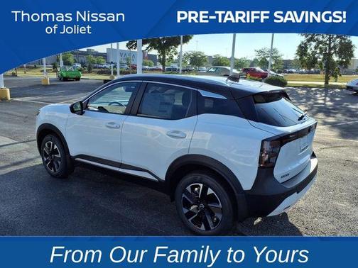2025 Nissan Kicks SV