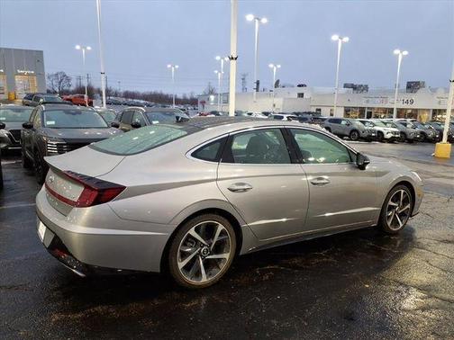 2023 Hyundai SONATA SEL Plus