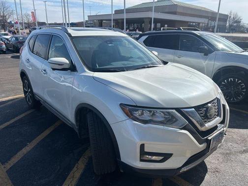 2020 Nissan Rogue SL