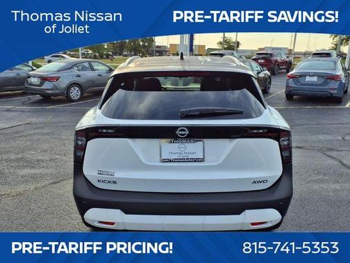 2025 Nissan Kicks SV