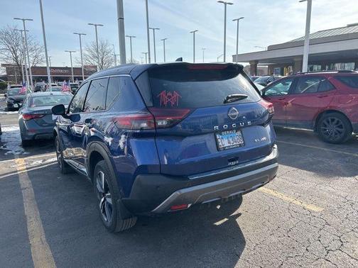 2023 Nissan Rogue SL