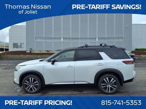 2025 Nissan Pathfinder Platinum