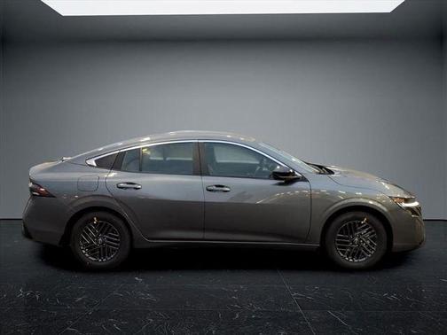 Gun Metallic 2026 Nissan Sentra SV