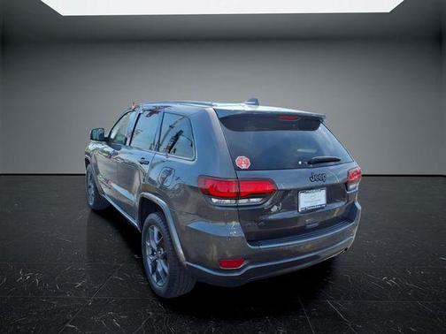 Granite Crystal Clearcoat Metallic 2021 Jeep Grand Cherokee Limited